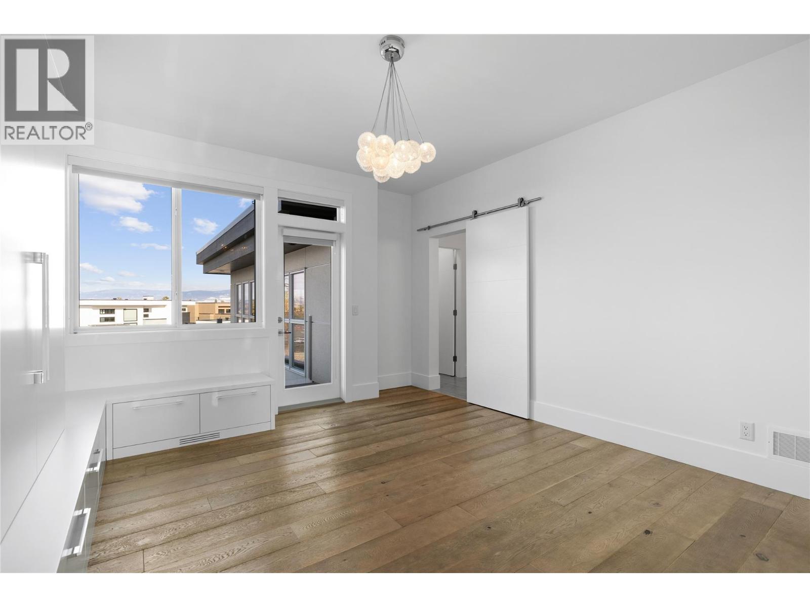  1049 Westpoint Drive, Kelowna