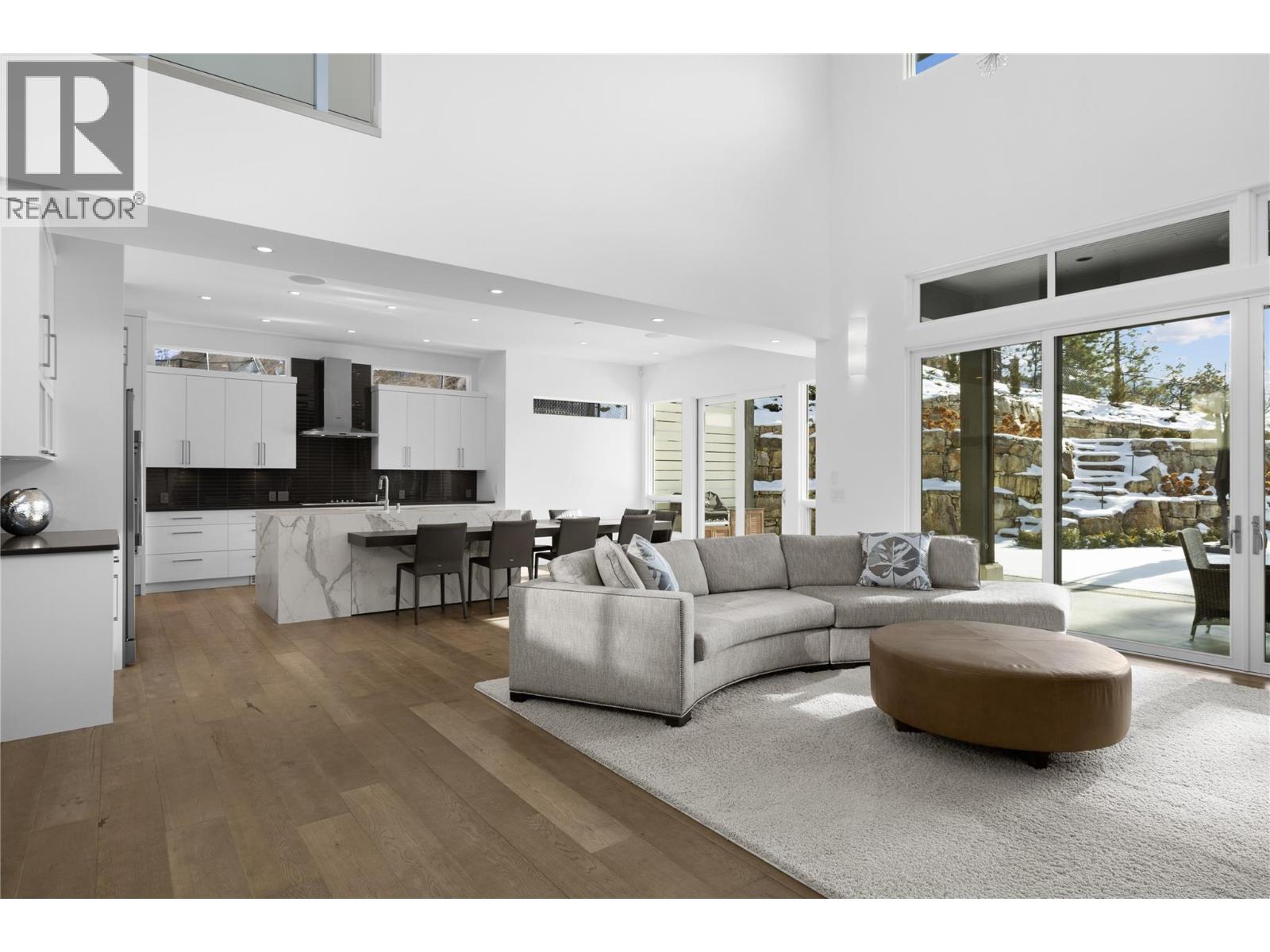  1049 Westpoint Drive, Kelowna