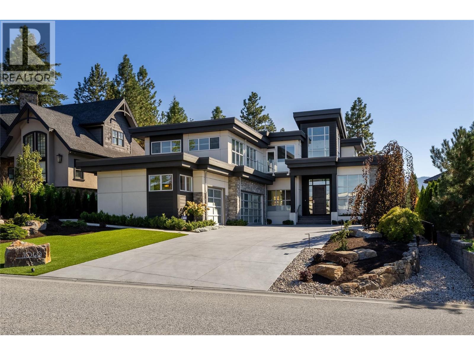  1049 Westpoint Drive, Kelowna