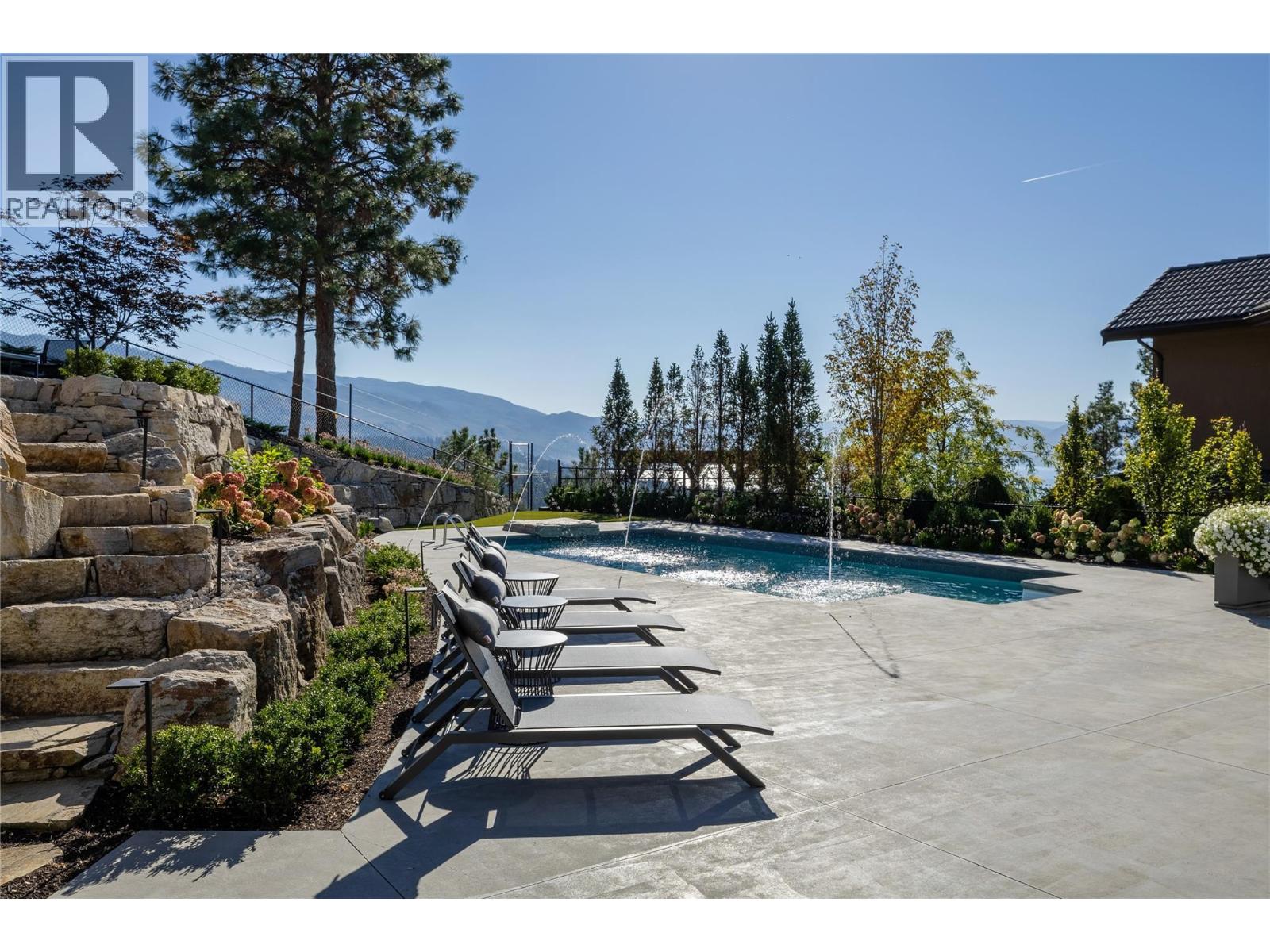  1049 Westpoint Drive, Kelowna