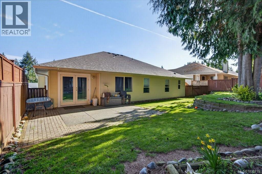 4661 Salal Pl - 24