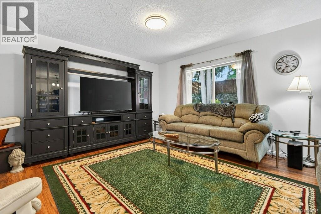 4661 Salal Pl - 13