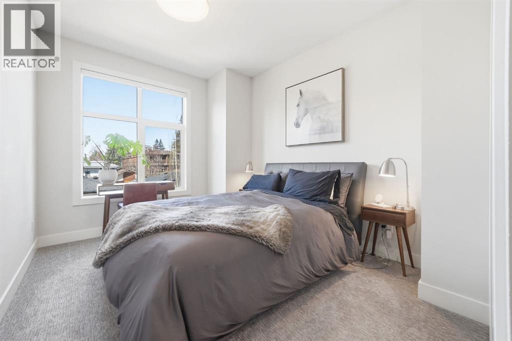 Single Family House for Sale in    Street SW Spruce Cliff Calgary 