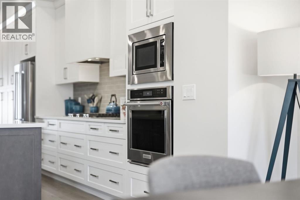 Single Family House for Sale in    Street SW Spruce Cliff Calgary 