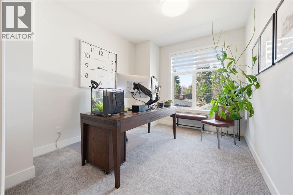 Single Family House for Sale in    Street SW Spruce Cliff Calgary 