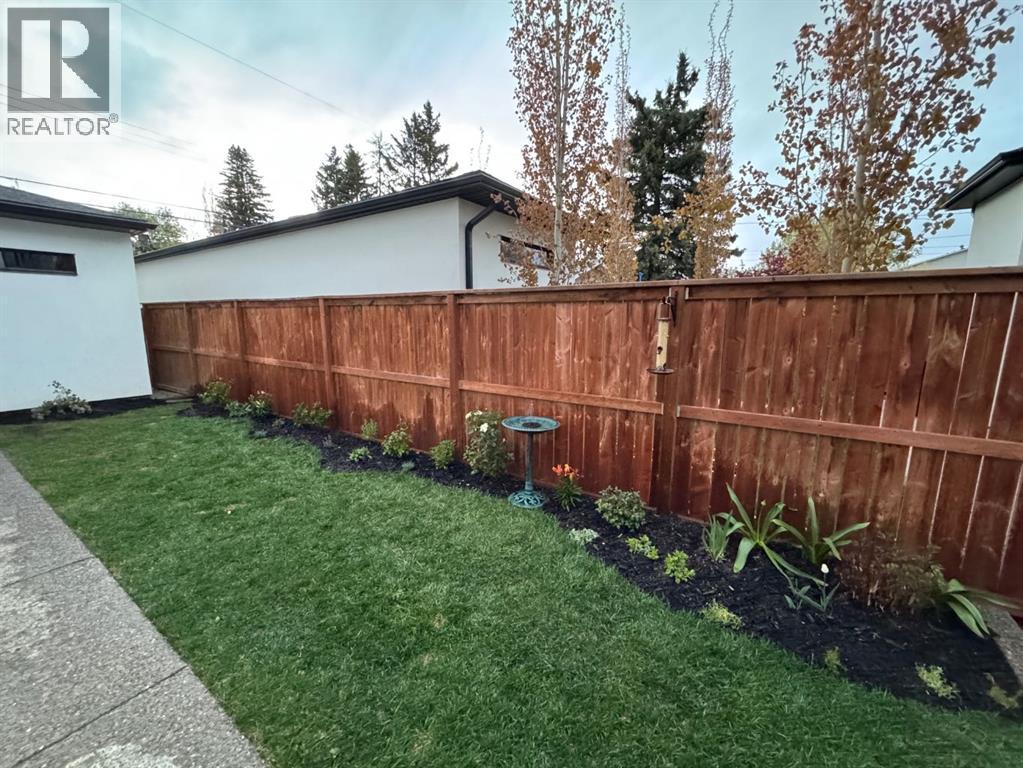 Single Family House for Sale in    Street SW Spruce Cliff Calgary 