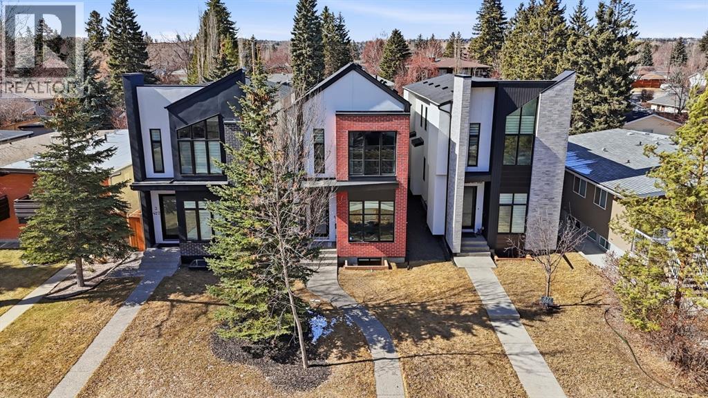 Single Family House for Sale in    Street SW Spruce Cliff Calgary 