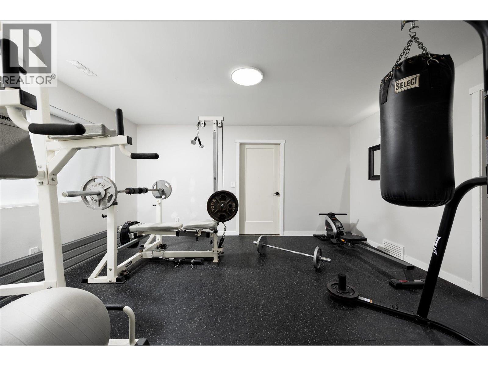 3775 Carrall Road - 29