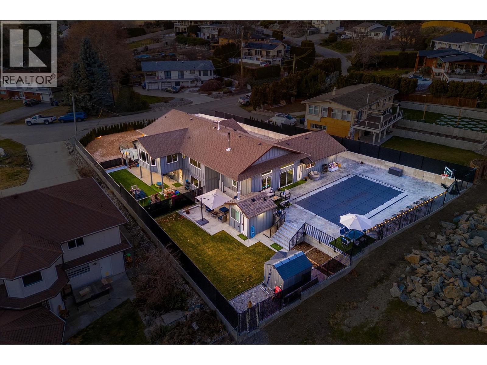 3775 Carrall Road - 1