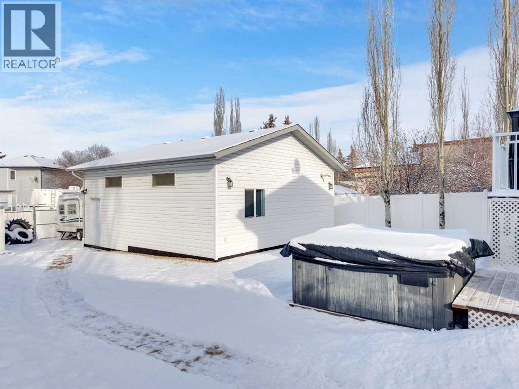 404 ALLAN STREET - 11