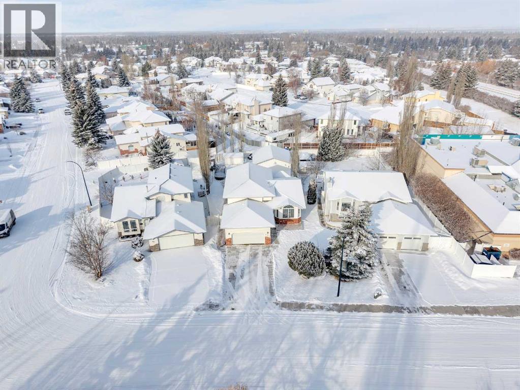 404 ALLAN STREET - Image 2