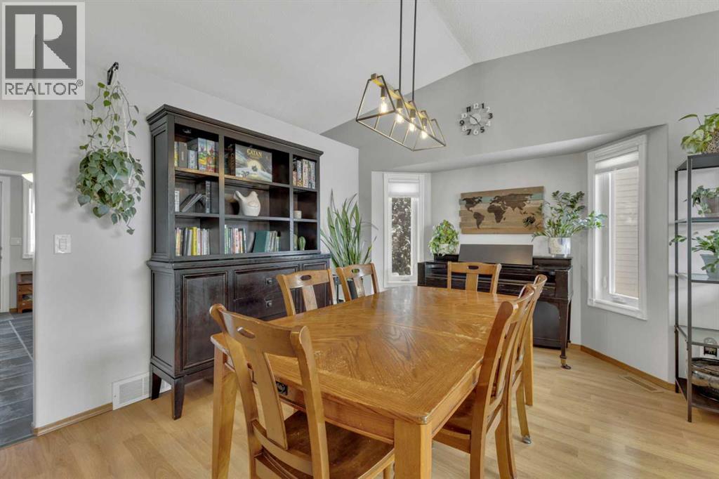 404 ALLAN STREET - 20