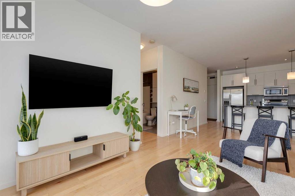 #202 414 MEREDITH ROAD NE - 9