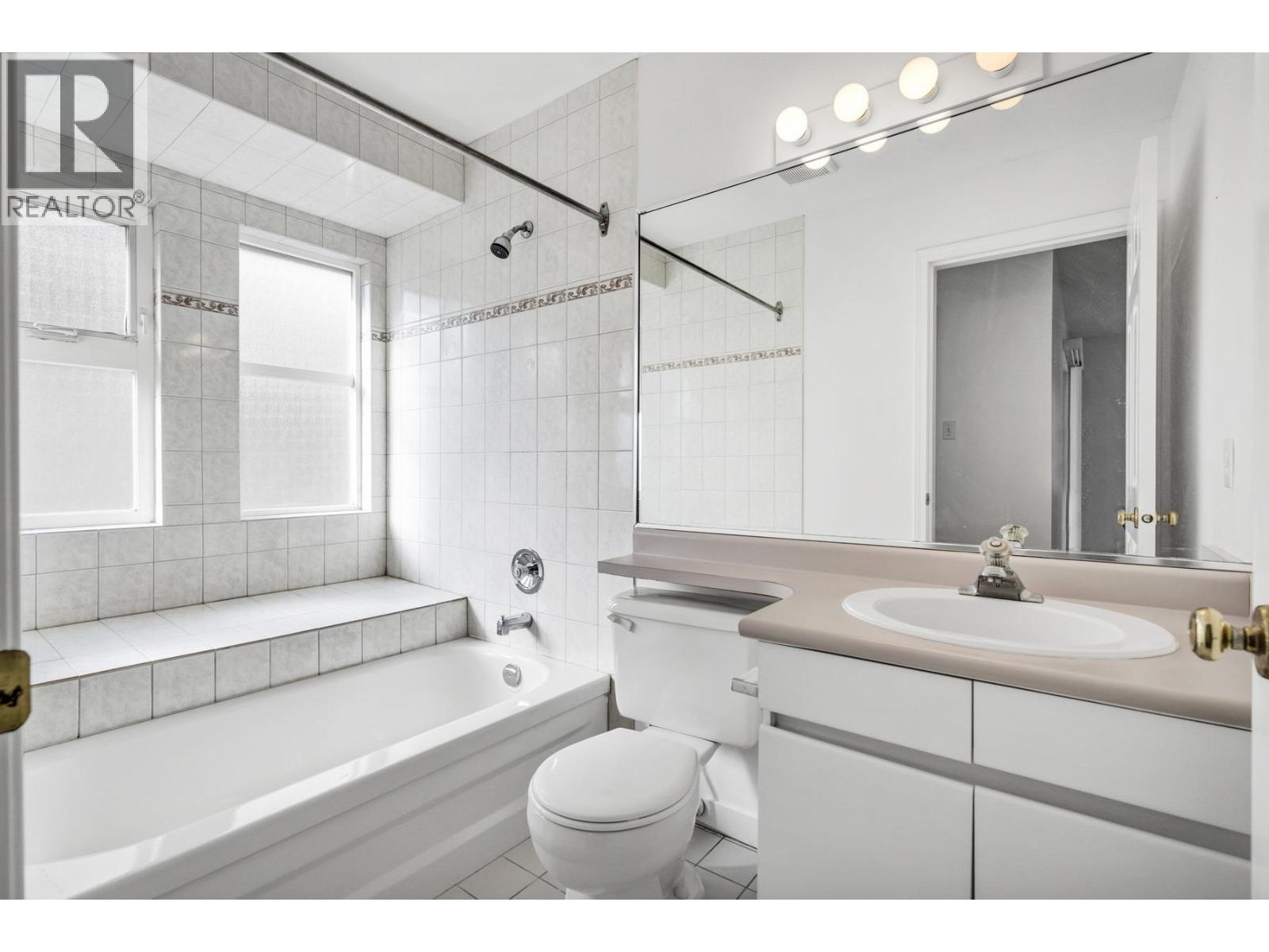 #5-7091 BLUNDELL Road, Richmond