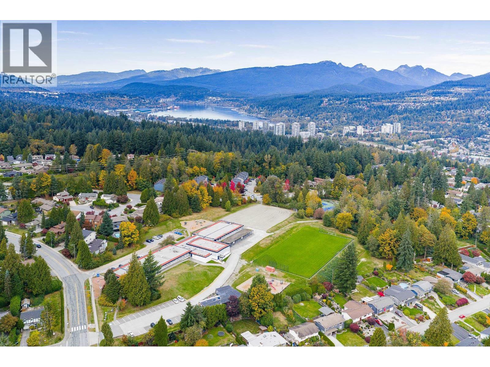 2988 FLEET STREET, Coquitlam