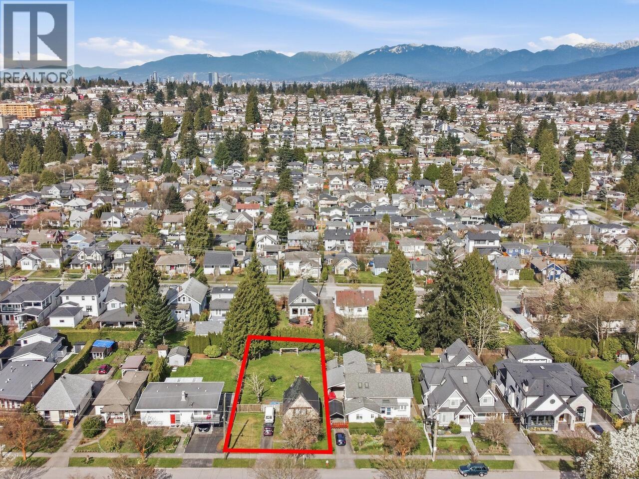 235 DURHAM STREET, New Westminster