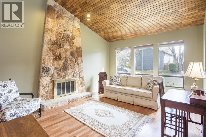 10139 LAWSON Drive, Richmond