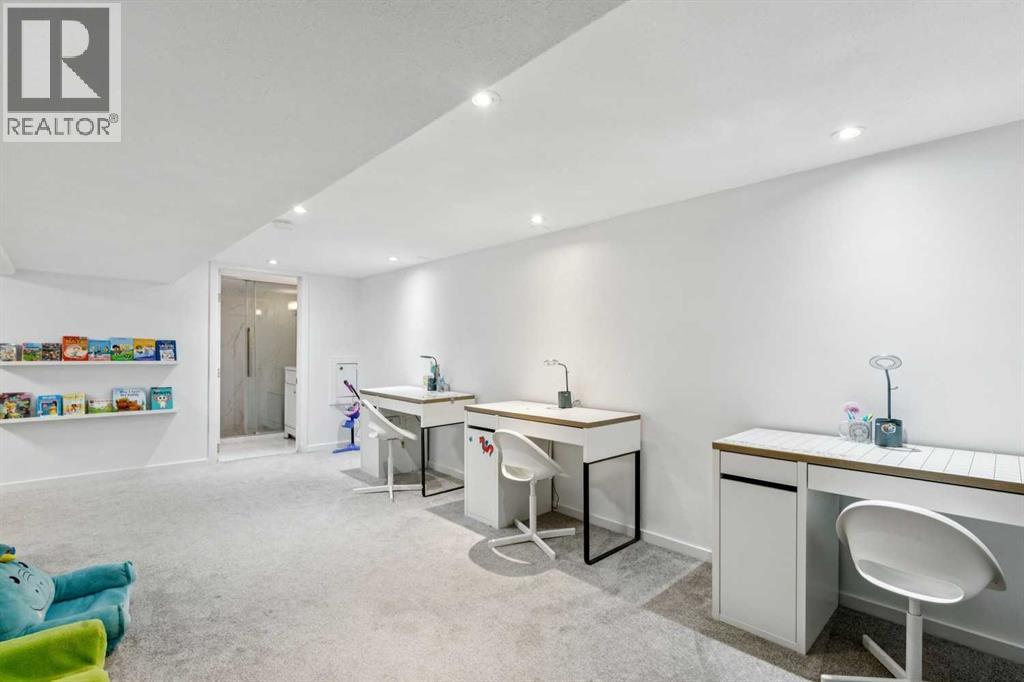 240 COTTAGECLUB CRESCENT - 17