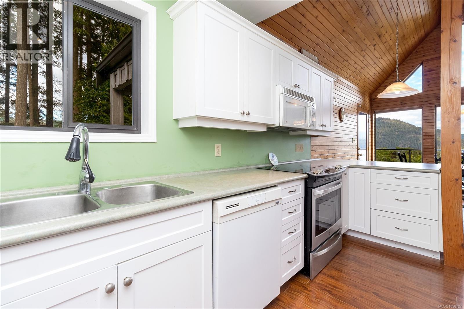 1766 Pritchard Rd, Cowichan Bay