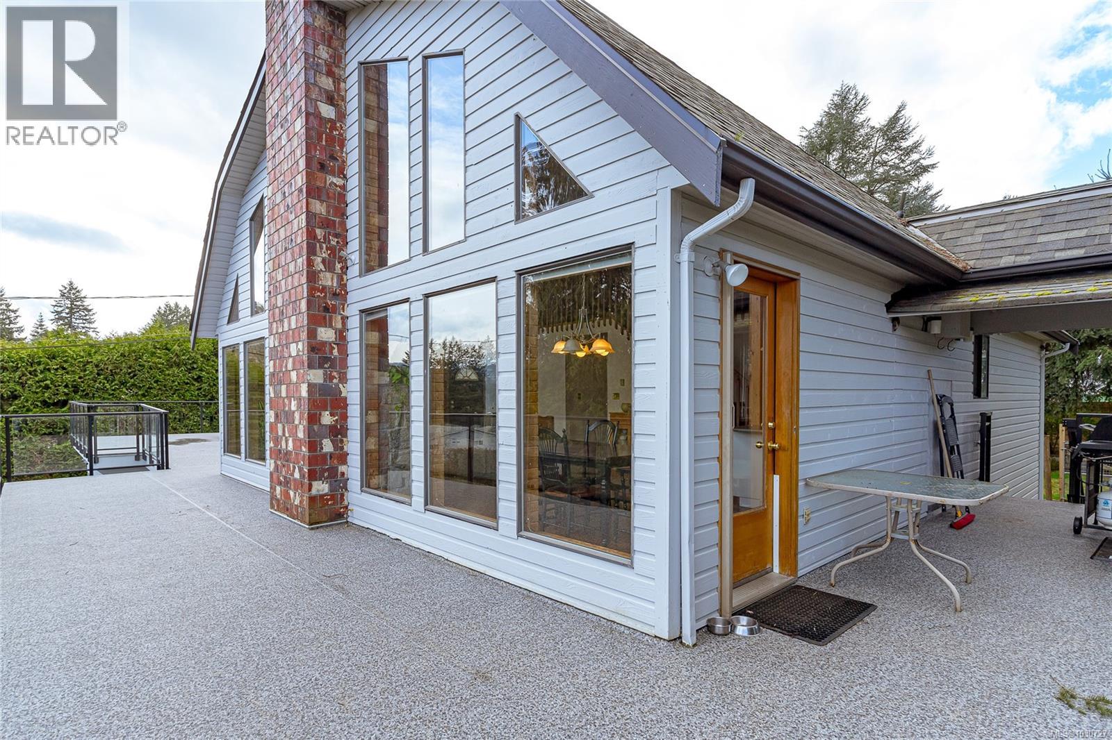 1766 Pritchard Rd, Cowichan Bay