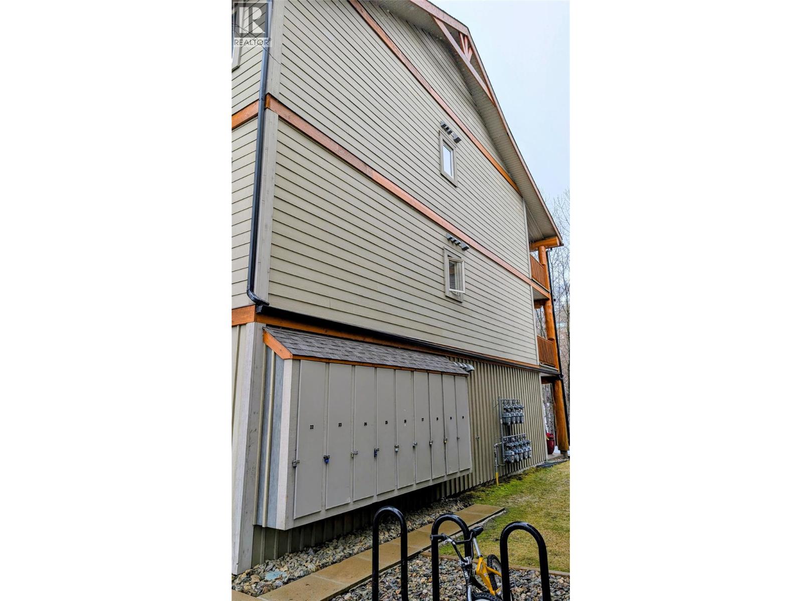 #29 895 DOGWOOD DRIVE - 17