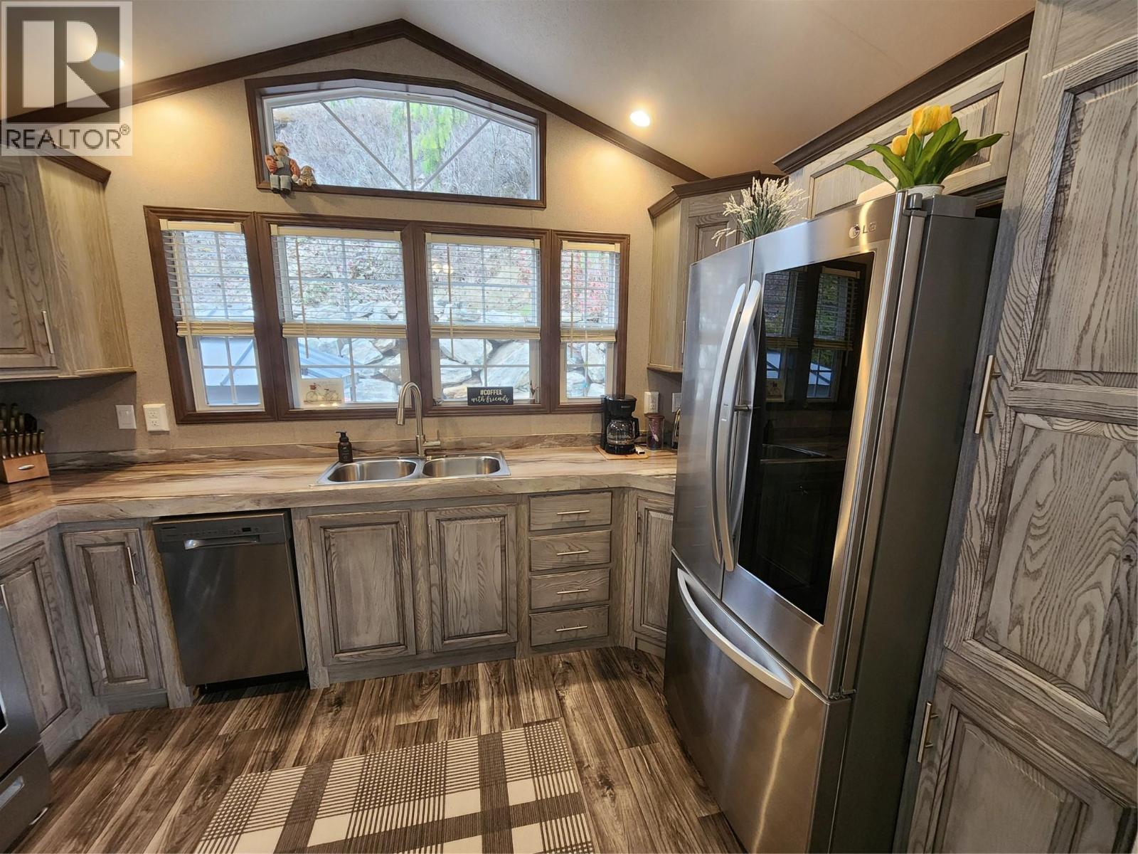 2633 Squilax-Anglemont Road Unit# 83, Lee Creek