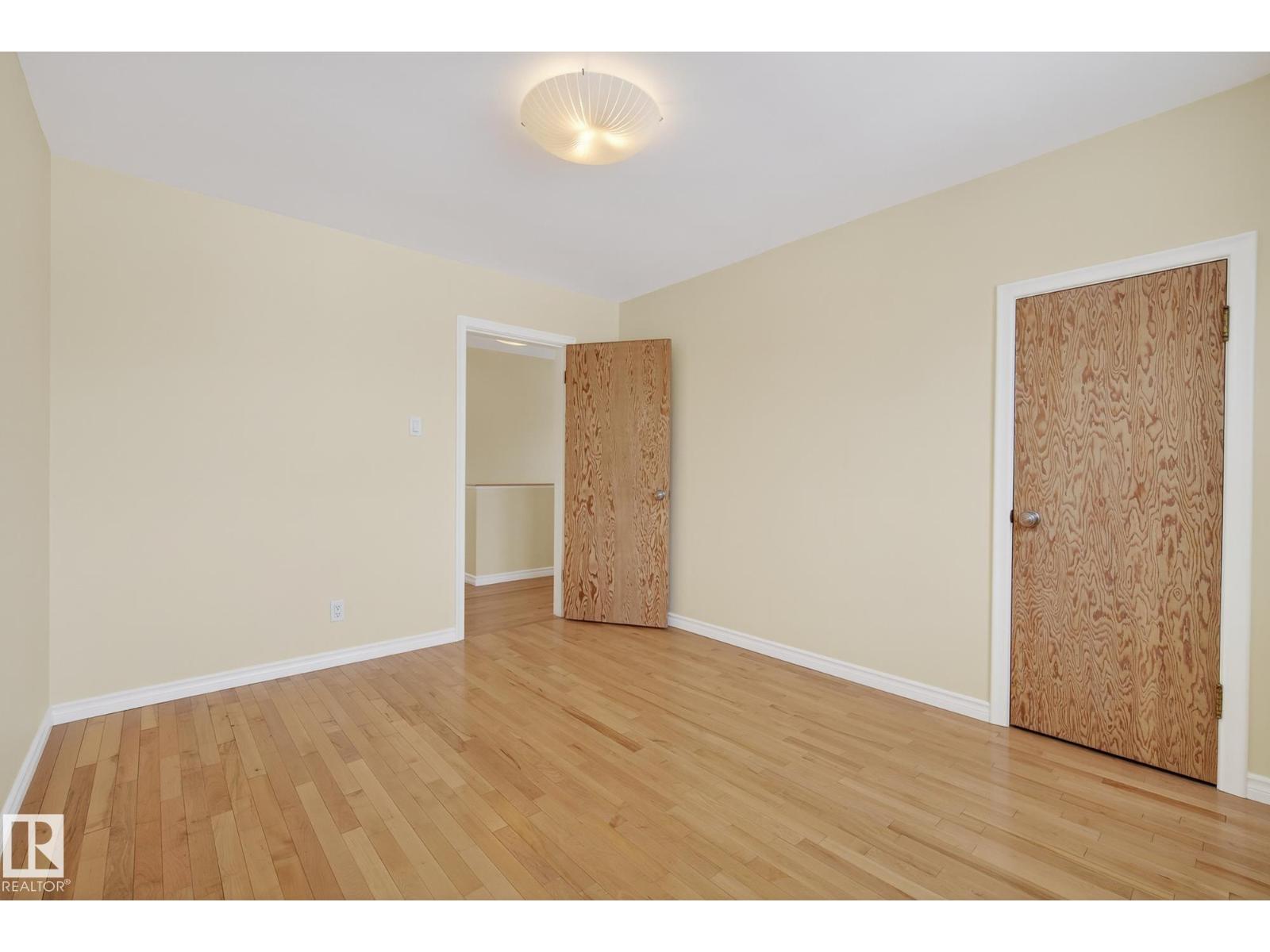 10336 80 ST NW, Edmonton