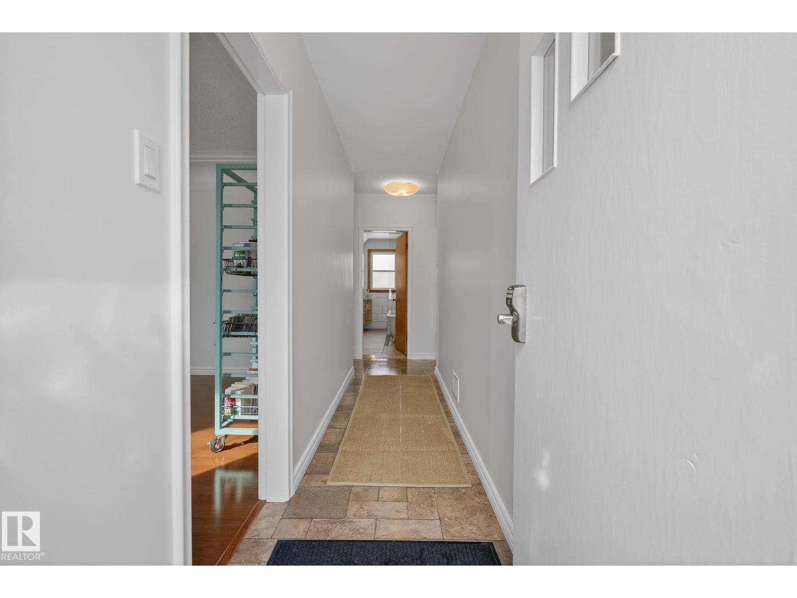 10336 80 ST NW, Edmonton