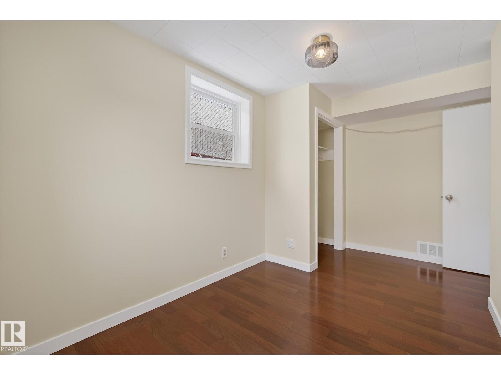 10336 80 ST NW, Edmonton