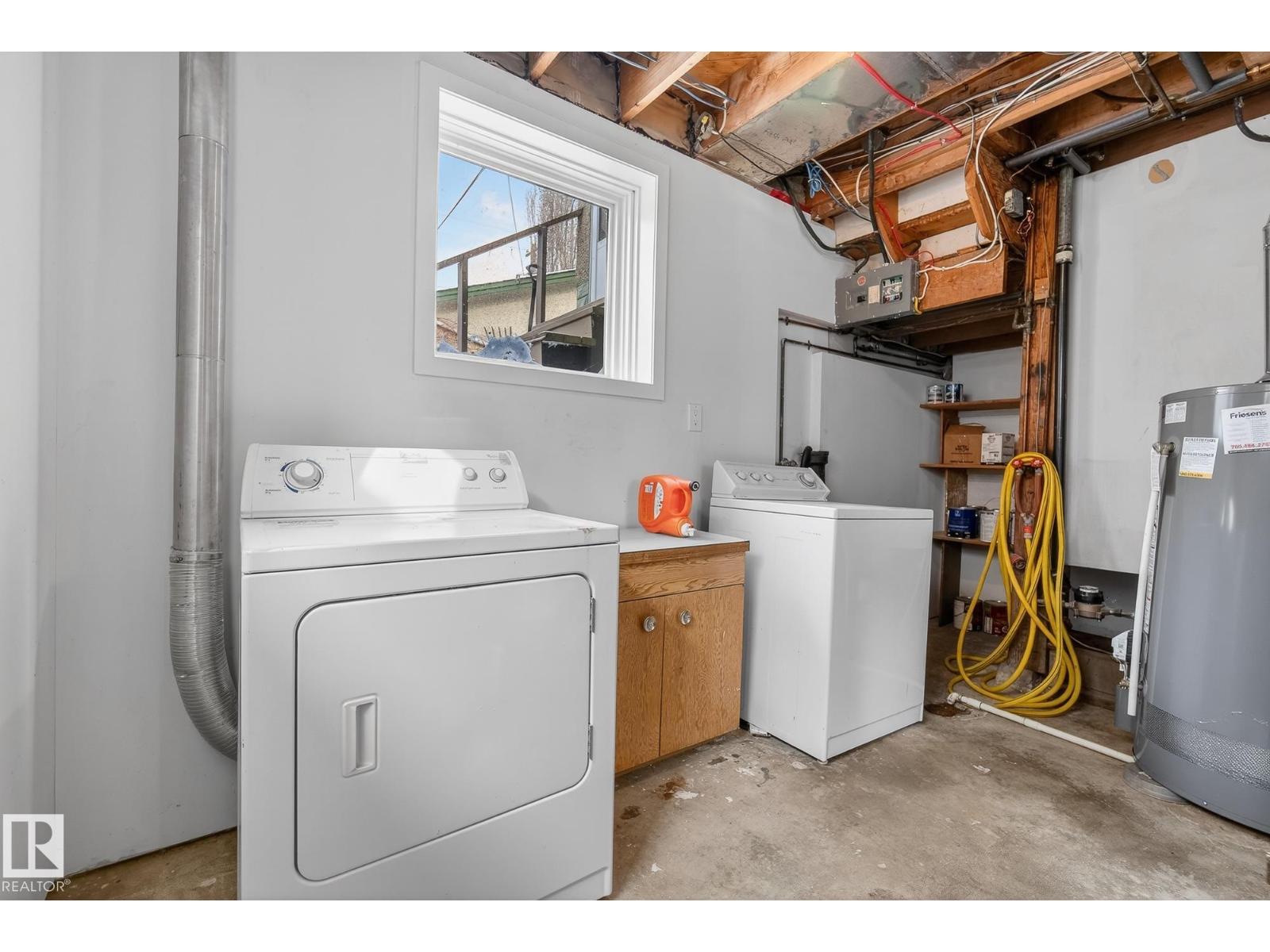 10336 80 ST NW, Edmonton