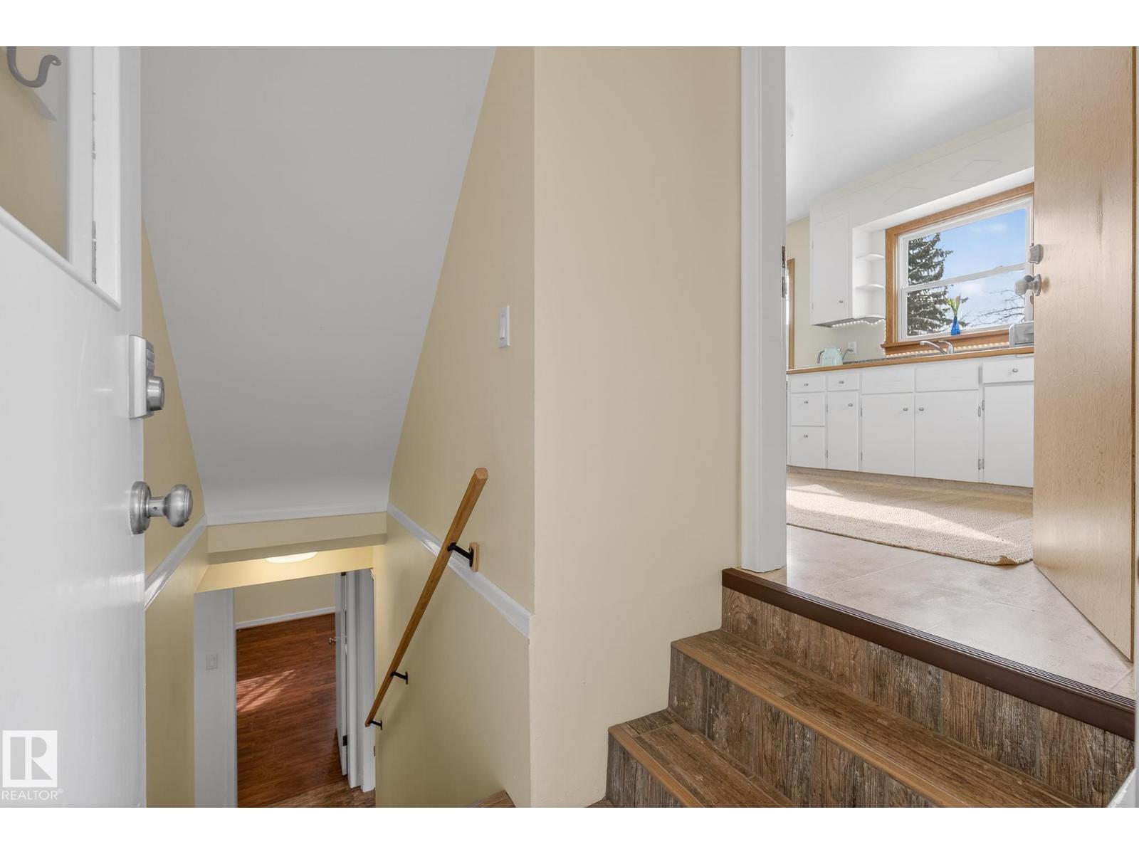 10336 80 ST NW, Edmonton