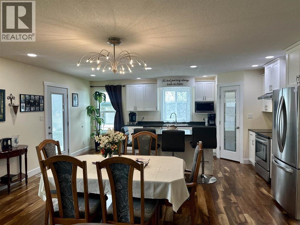 271 OMINECA STREET, Vanderhoof