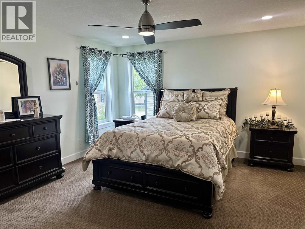 271 OMINECA STREET, Vanderhoof