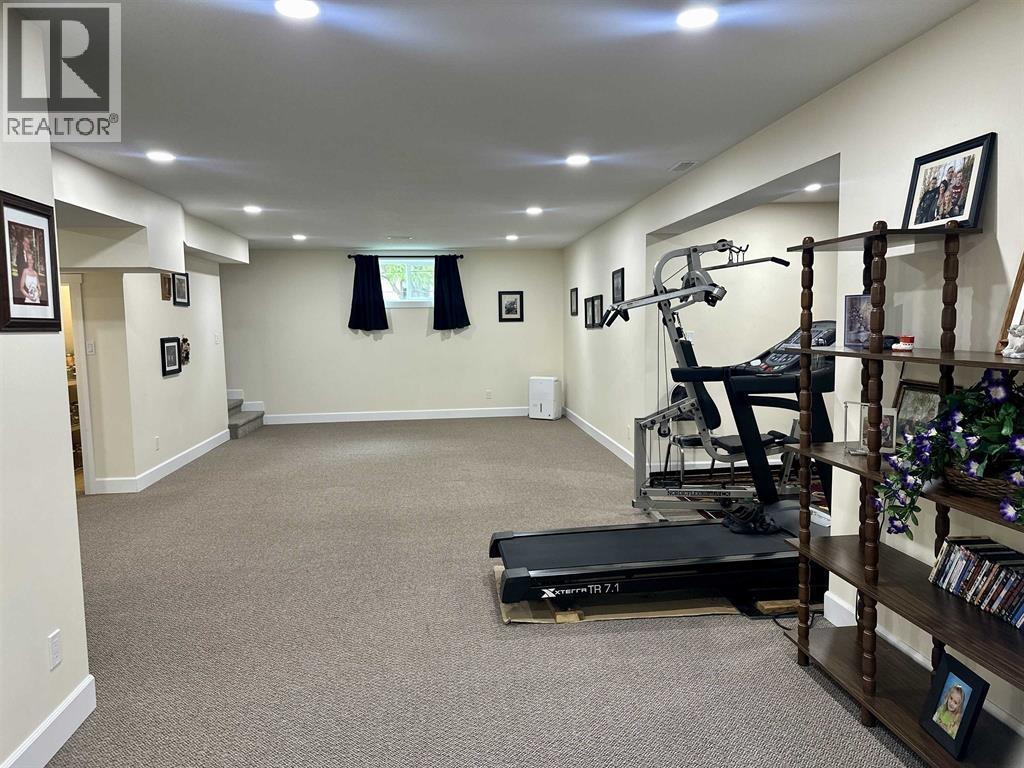 271 OMINECA STREET, Vanderhoof