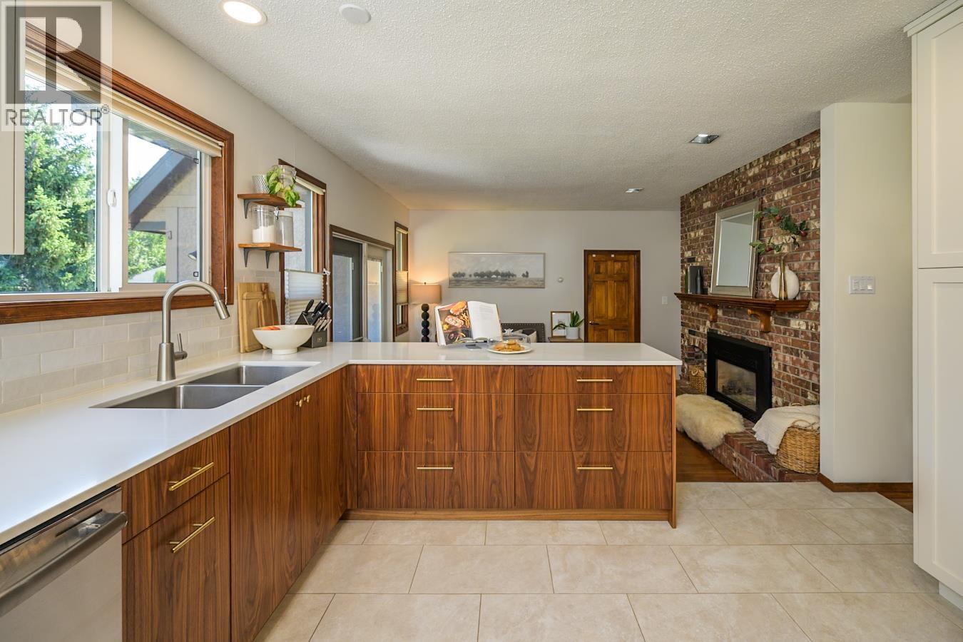 5620 MCGRATH PLACE - 7