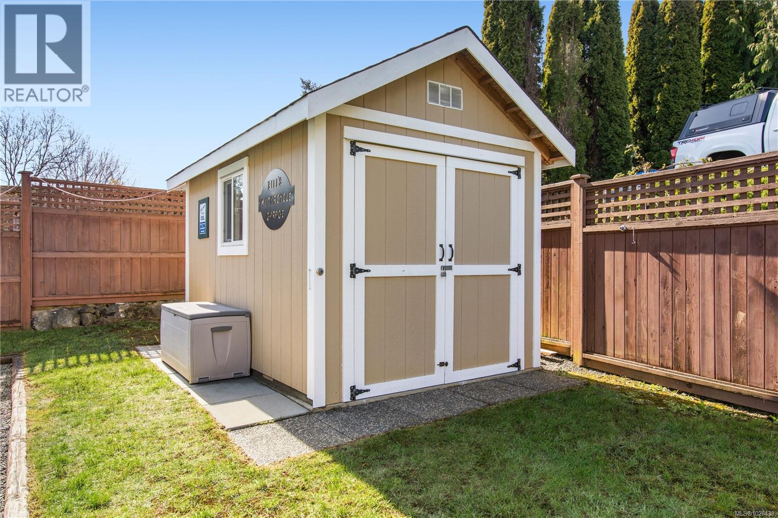  2318 Selwyn Road, Langford