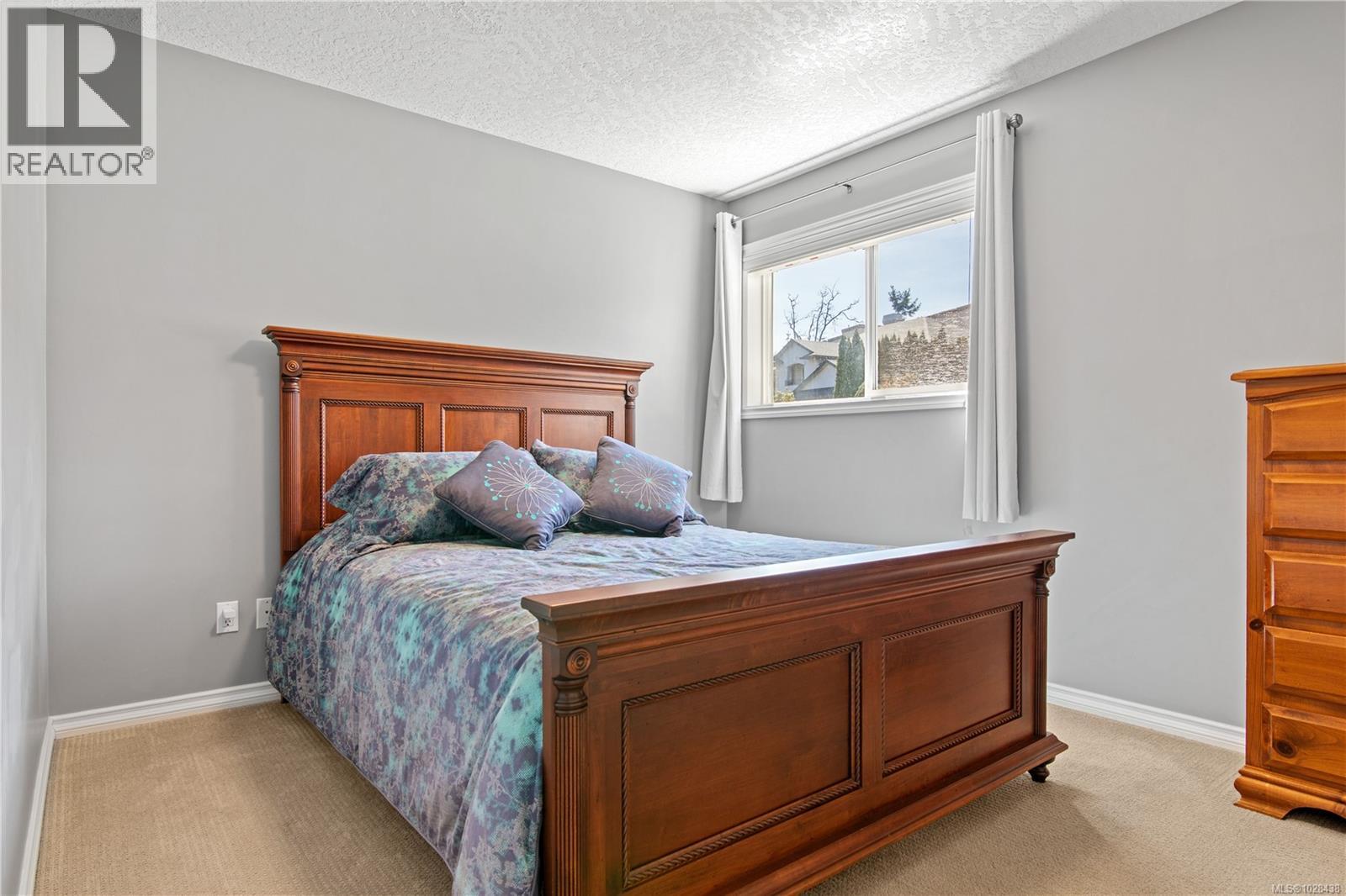  2318 Selwyn Road, Langford