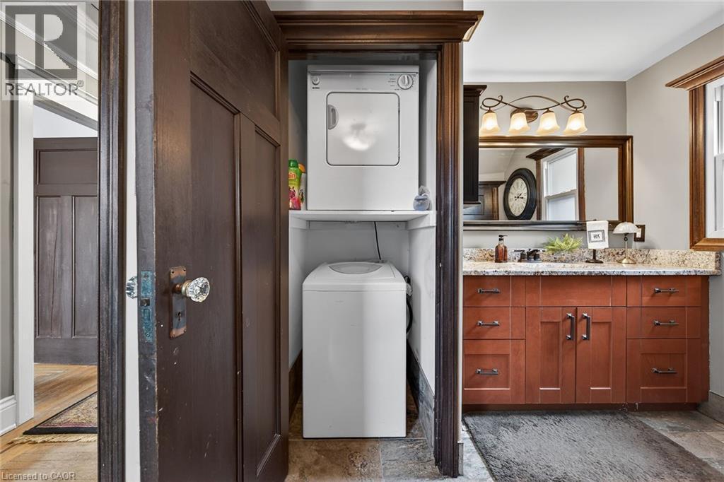 151 HOLTON Avenue S - 31