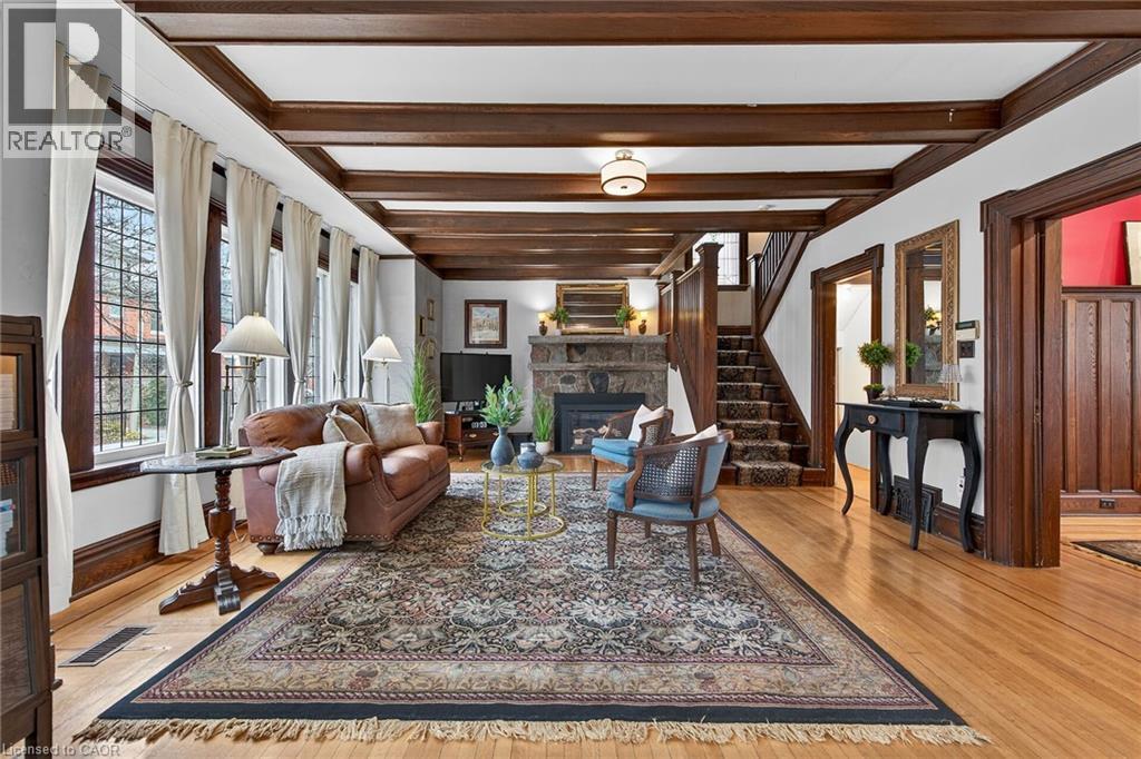 151 HOLTON Avenue S - 5