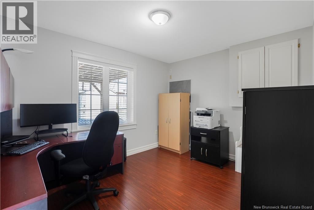 48 PETERS DRIVE - 35