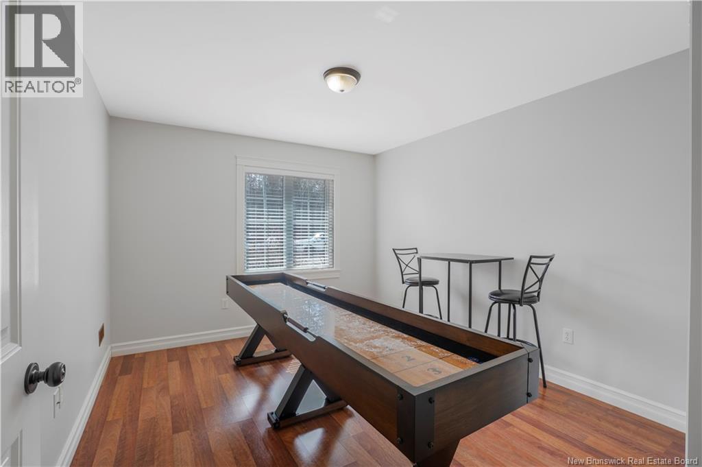 48 PETERS DRIVE - 39