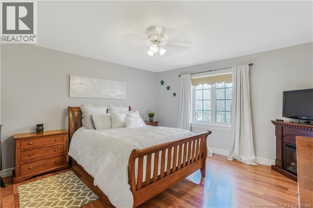 48 PETERS DRIVE - 23