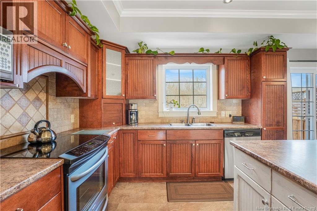 48 PETERS DRIVE - 18