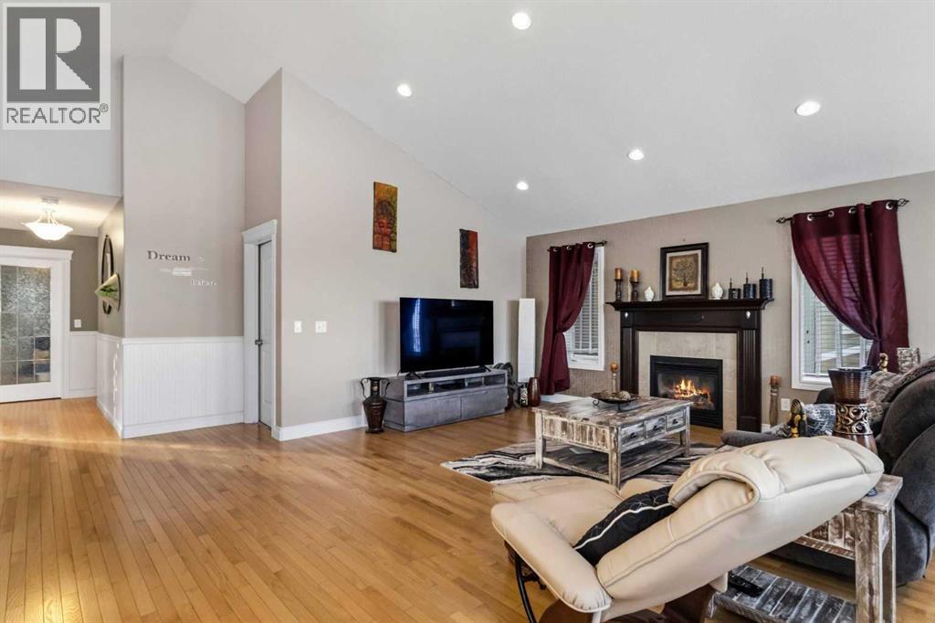 419 Falcon Drive, Fort McMurray