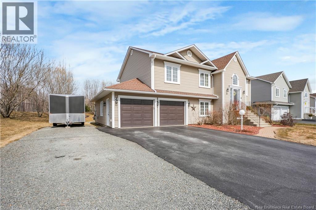 48 PETERS DRIVE - 44