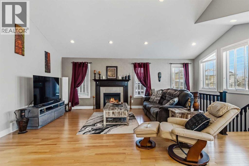 419 Falcon Drive, Fort McMurray