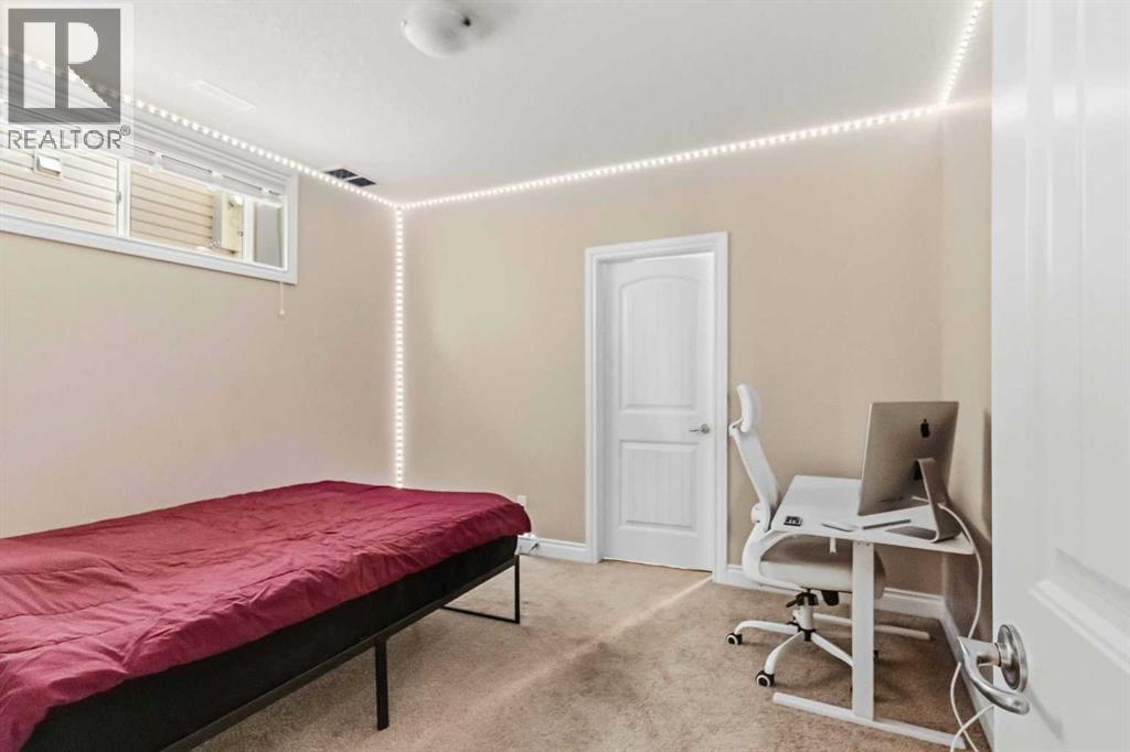 419 Falcon Drive, Fort McMurray