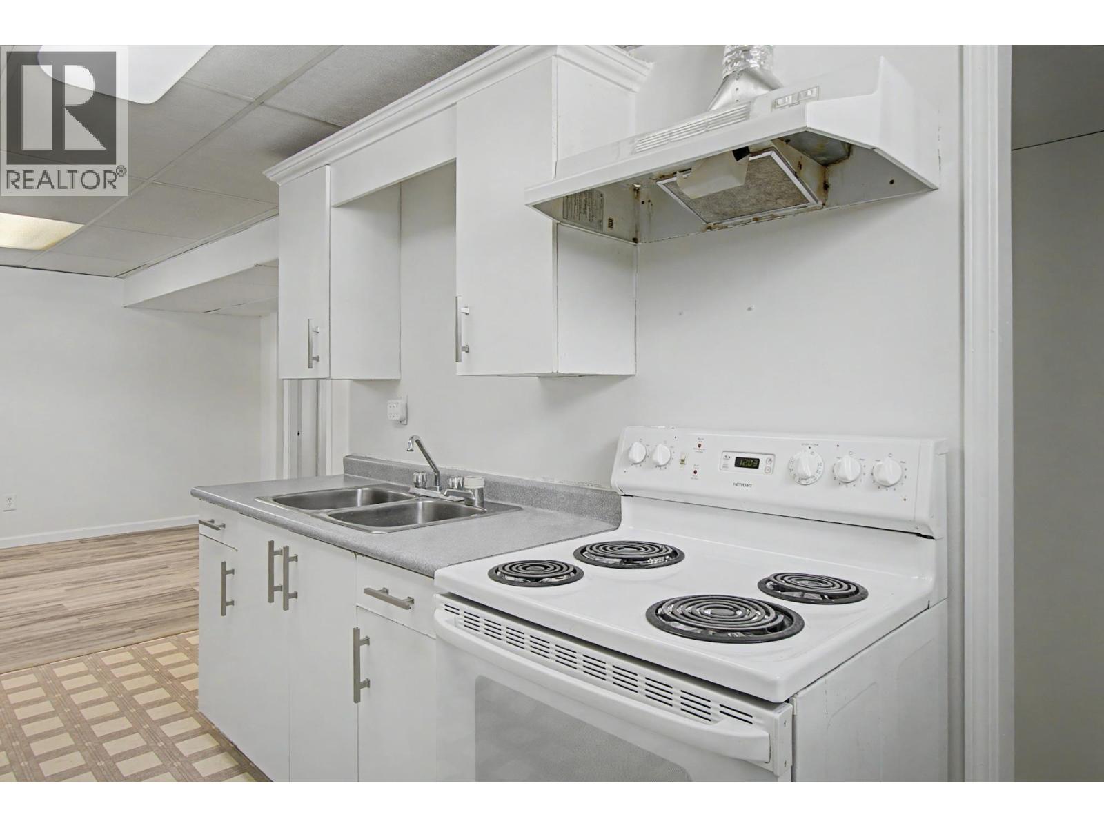 5977 SIMON FRASER AVENUE, Prince George