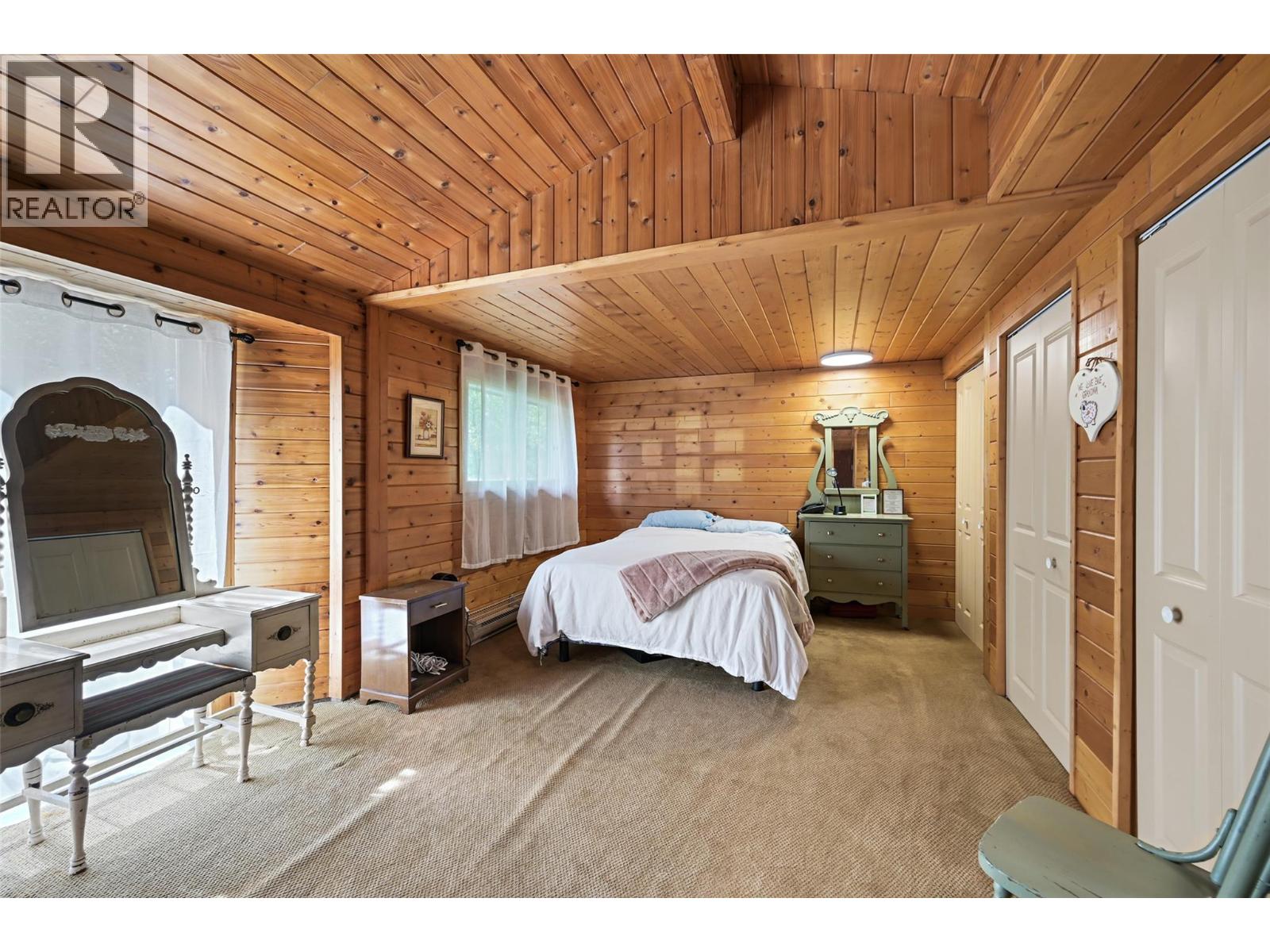 2384 RUAULT ROAD - 25