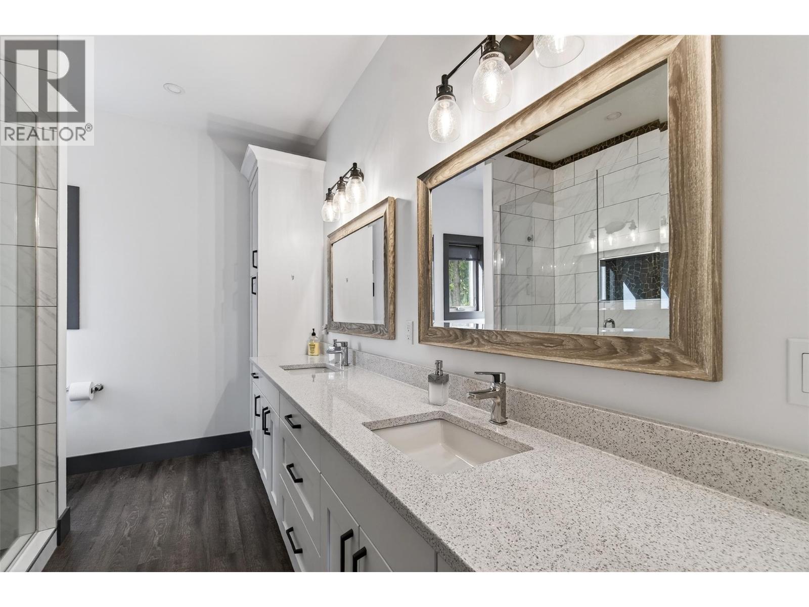 3216 Eagle Bay Road, Eagle Bay